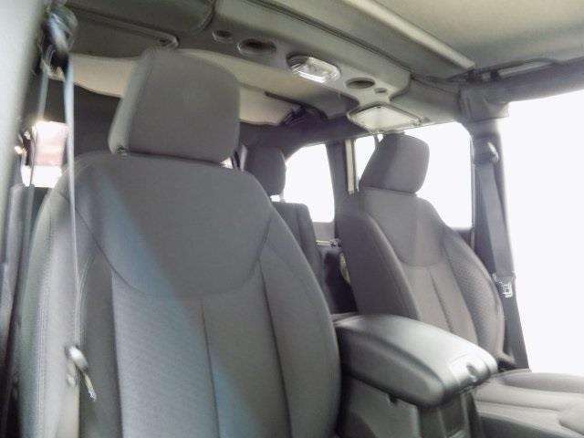 Jeep Wrangler Unlimited 2017 photo 14